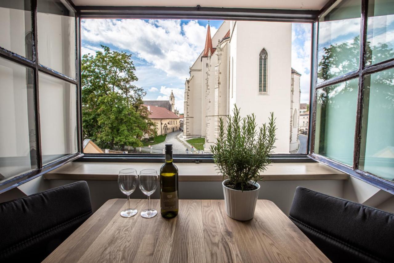 Apartmany Na Mikulasskem Namesti Znojmo Exterior photo