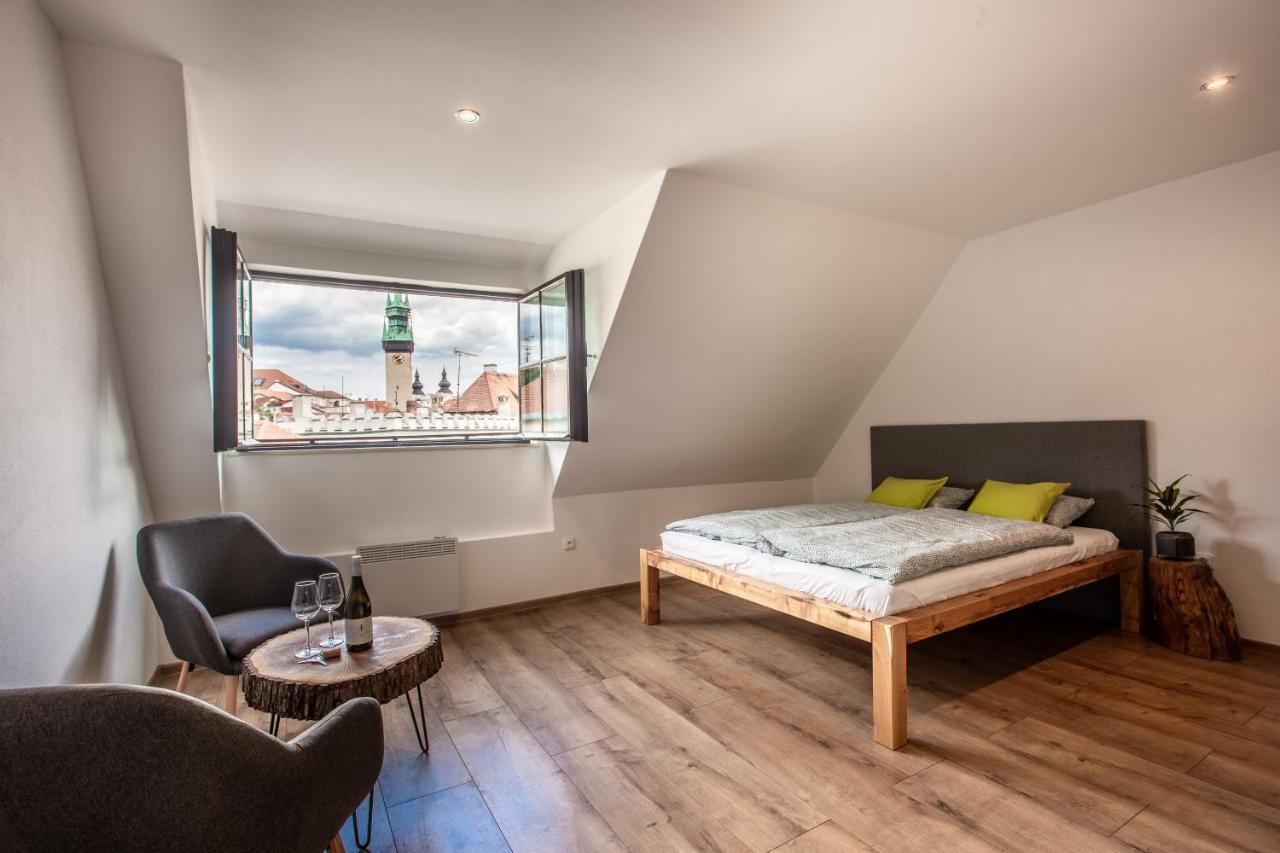 Apartmany Na Mikulasskem Namesti Znojmo Exterior photo